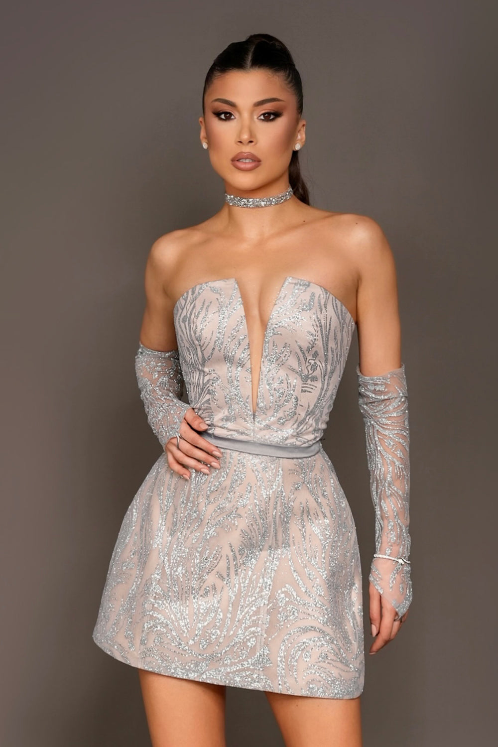 GUANTES ЕNCAJE BRILLANTE GRIS OSCURO