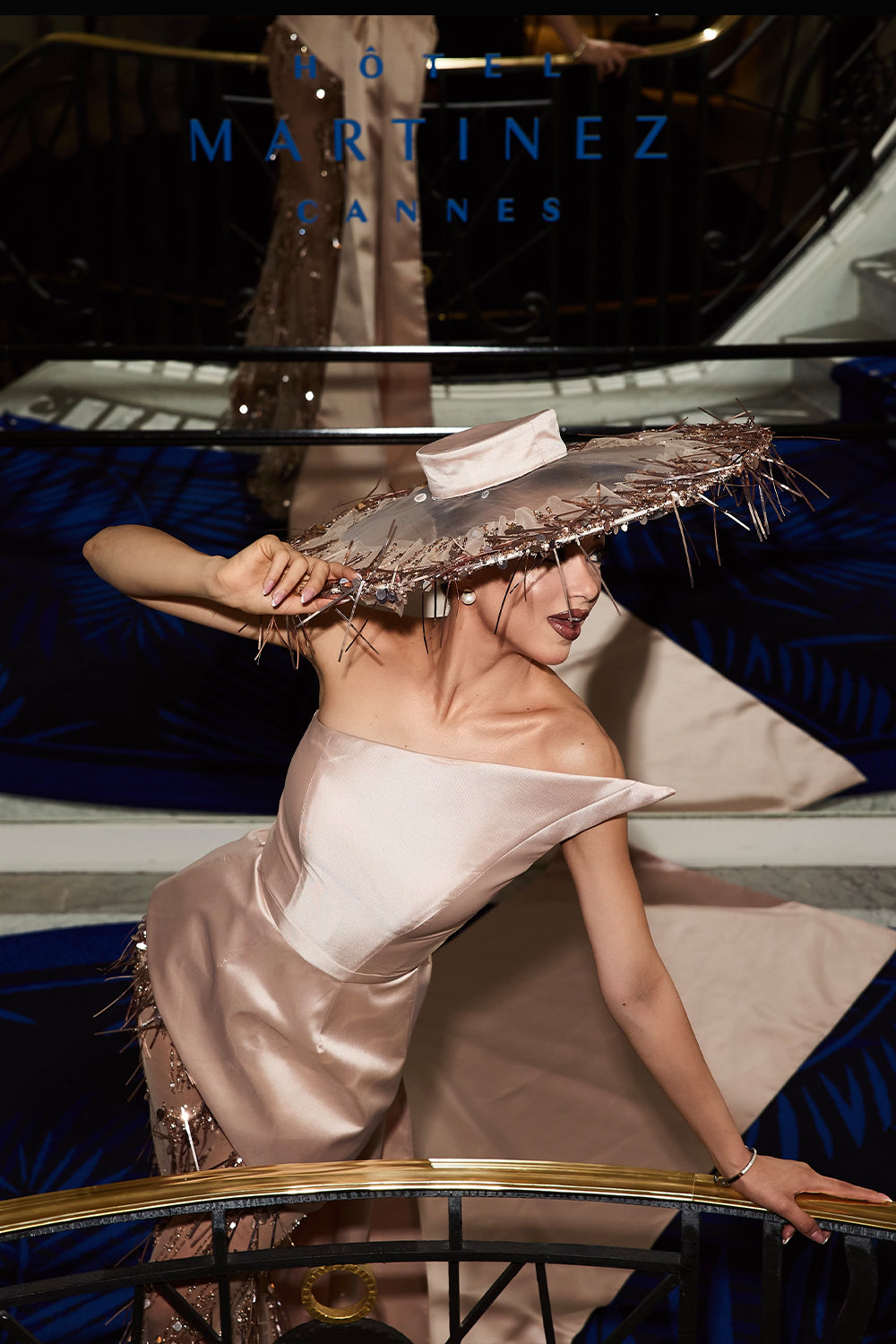 MAXI CROP TOP AND PANTS AND HAT SET CANNES SATIN ROSE GOLD