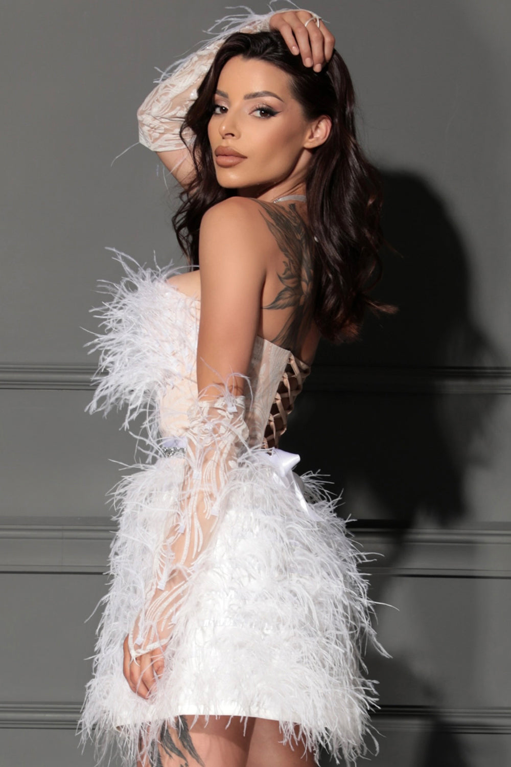 GLOVES GLITTER LACE FEATHERS WHITE