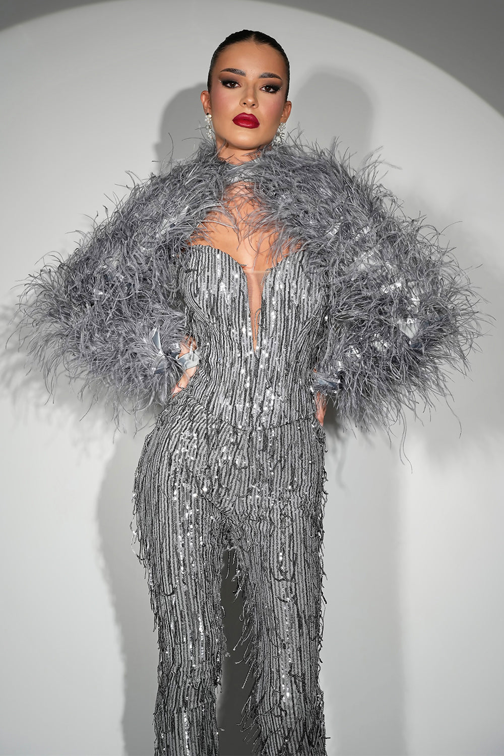 SLEEVES SATIN FEATHERS GRAY