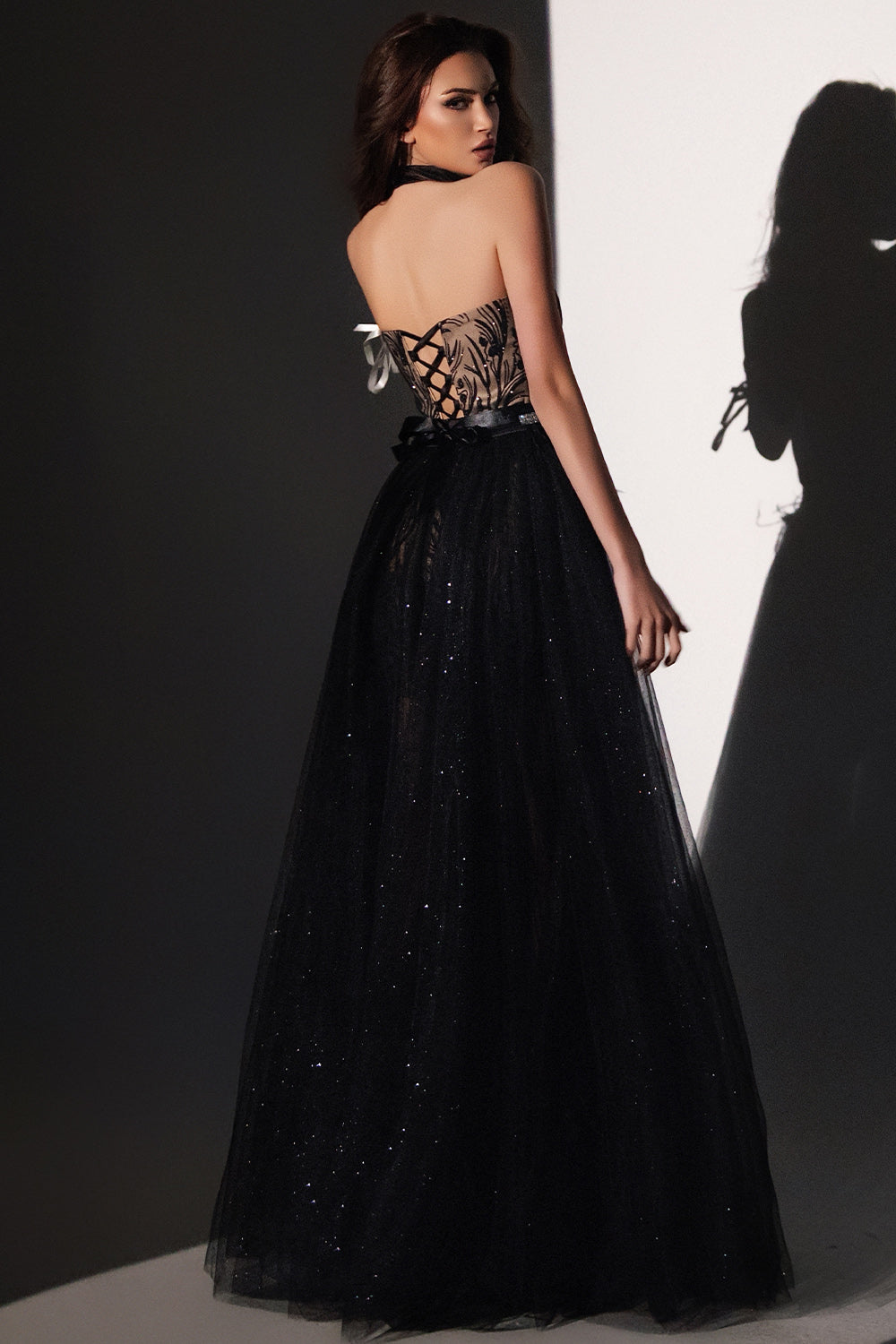 MAXI SET TOP CU PANTALONI ȘI MANTIE ELSIE DANTELA GLITTER BROCADĂ DE TUL NEAGRA ȘI NUDE