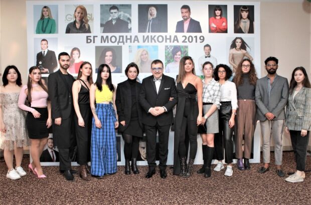 Glamorous fashion show - a performance by the Fashion Academy