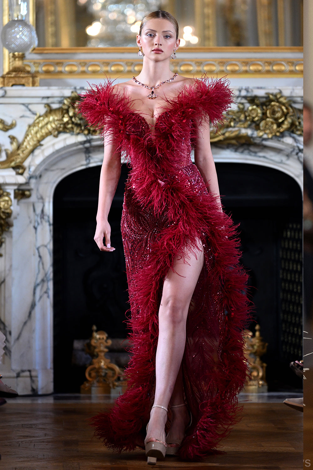 MAXI DRESS BOA LACE  FEATHERS BURGUNDY
