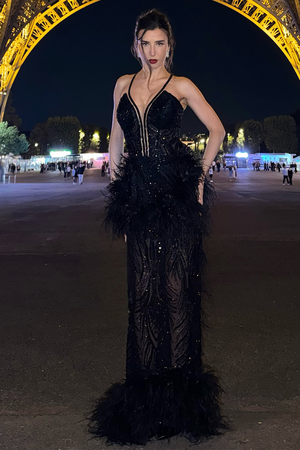 ДЪЛГА РОКЛЯ FILIPA ДАНТЕЛА ПЕРА ЧЕРЕН