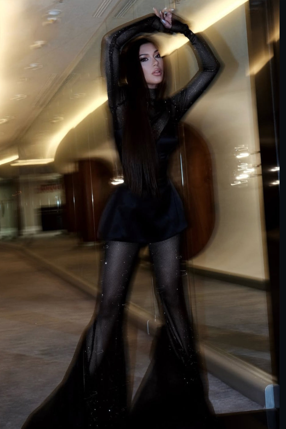 ДЪЛЪГ СЕТ ТОП С ПАНТАЛОН BRONTE КАМЪНИ САТЕН ЧЕРЕН