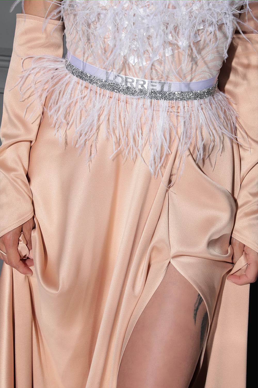 BELT MARABU 1A FEATHERS RHINESTONE WHITE