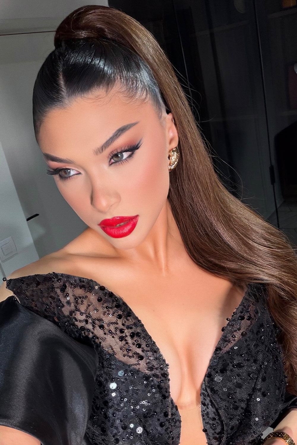 MAXI CONJUNTO TOP CON FALDA PARTY QUEEN LENTEJUELAS SATÍN ROSA FUERTE