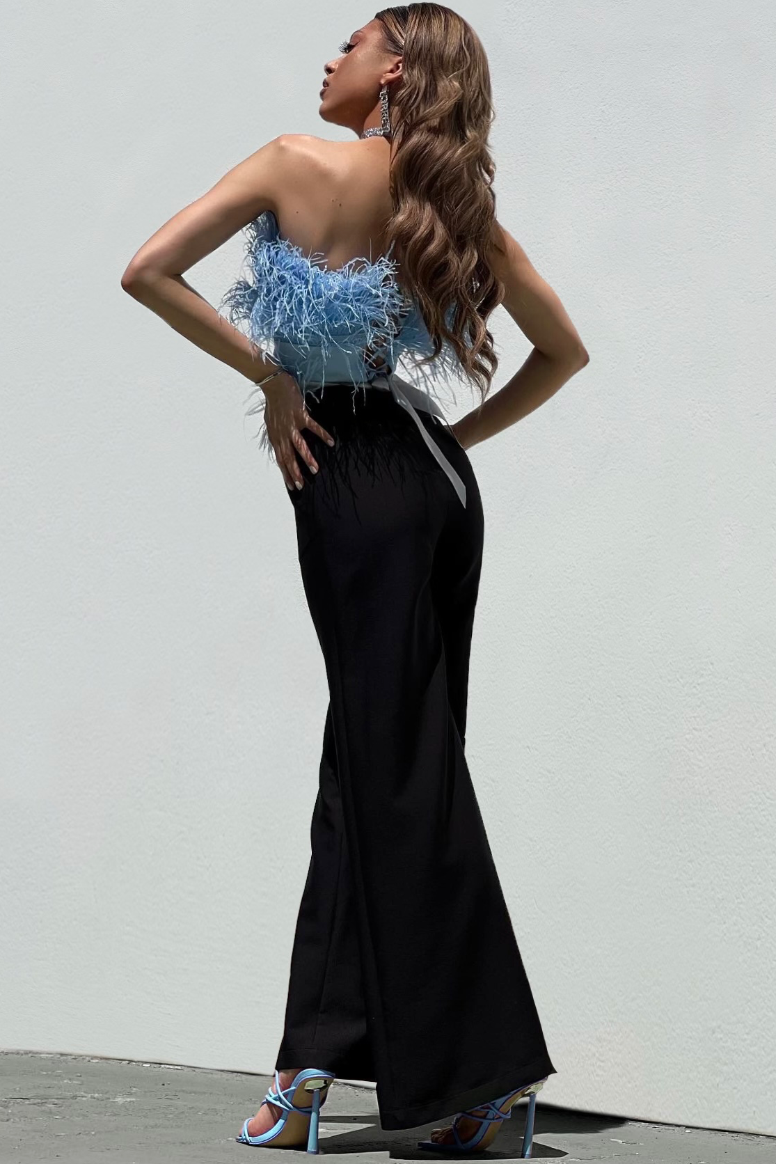 MINI CROP TOP FEATHERS SATIN LIGHT BLUE