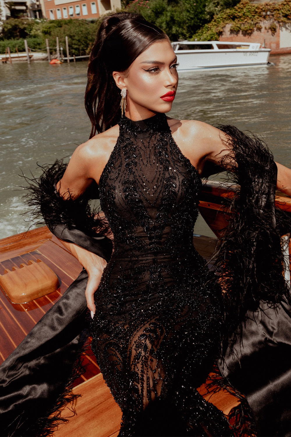 MINI VESTIDO DIAMOND PEDRERÍA SATÍN NEGRO CON NUDE