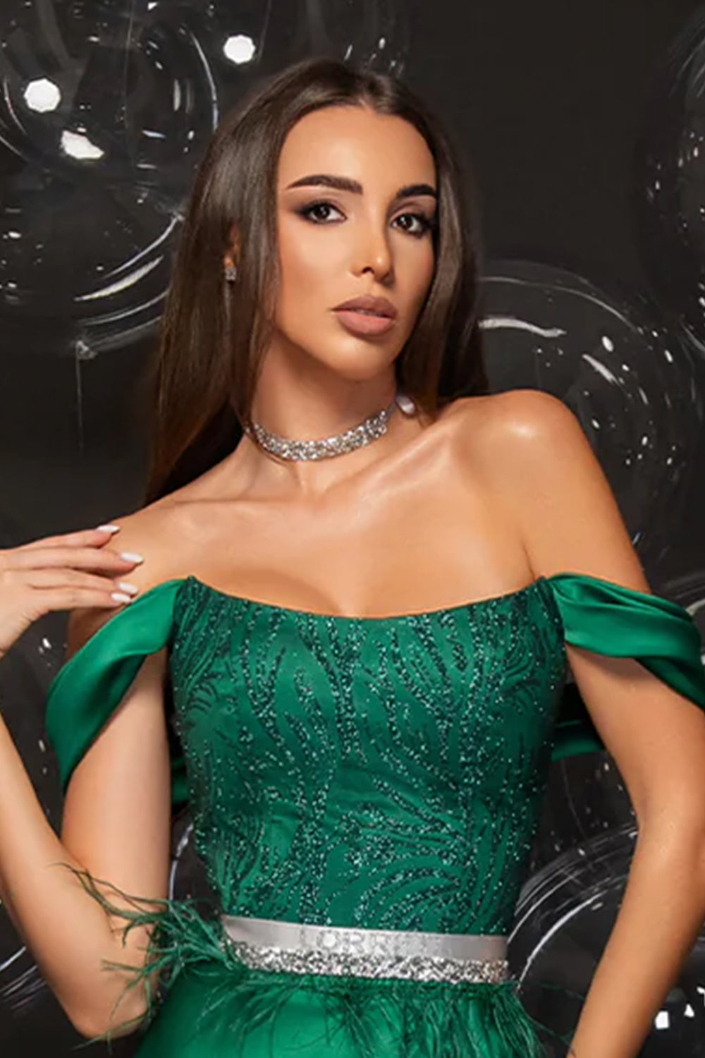ТОП DAYANA ДАНТЕЛА ГЛИТЕР САТЕН ТЪМНО ЗЕЛЕН