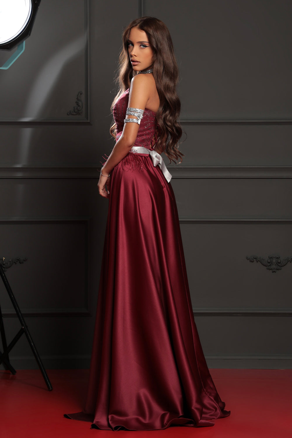 ДЪЛЪГ СЕТ ТОП С ПОЛА ORIANNA ДАНТЕЛА ГЛИТЕР САТЕН БОРДО