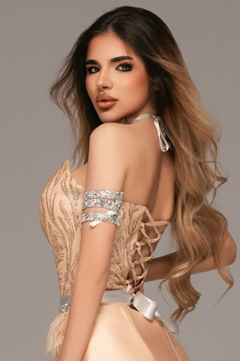 ТОП AMORE ДАНТЕЛА ГЛИТЕР ЗЛАТЕН