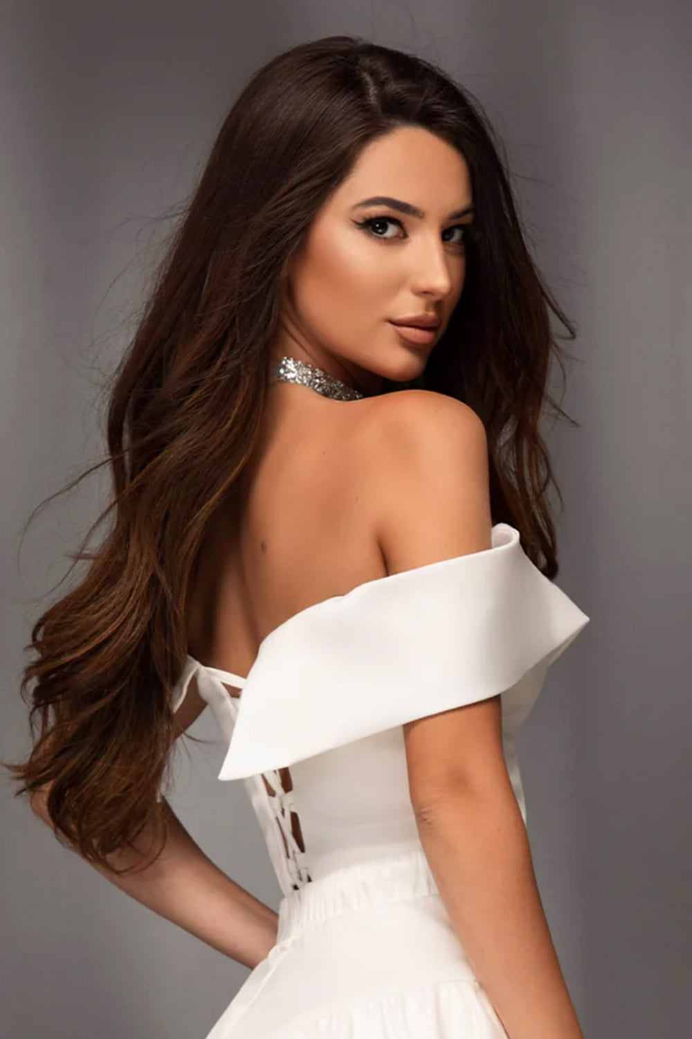 ТОП ALEXANDRA САТЕН БЯЛ
