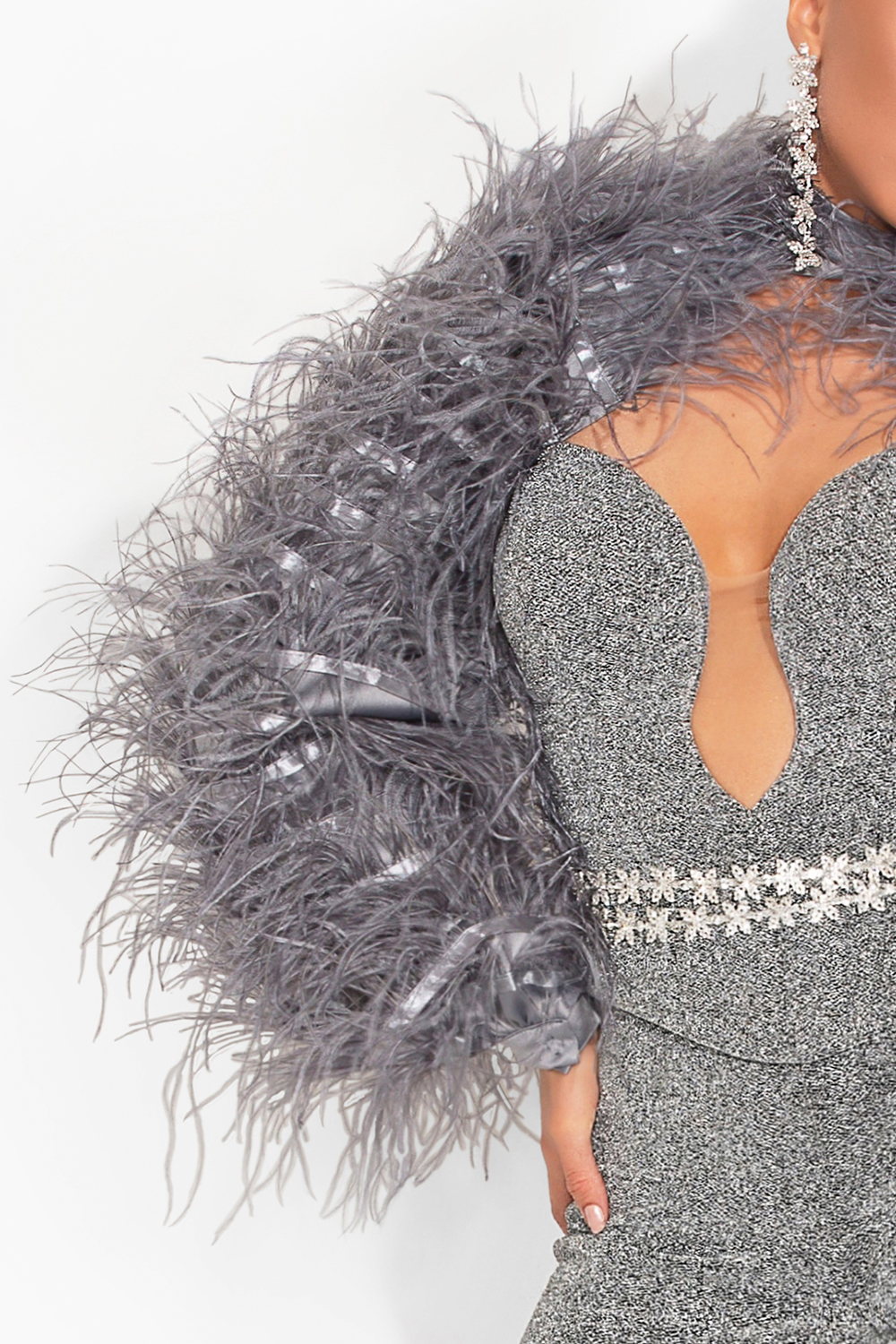 SLEEVE SATIN FEATHERS GRAY